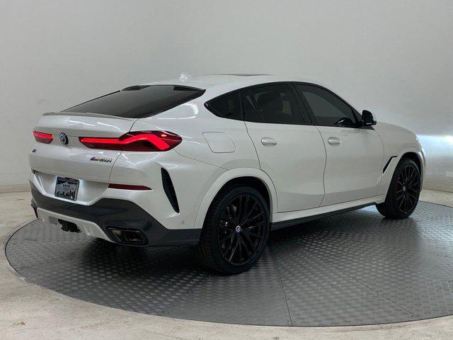 Photo of 2023 Mineral White Metallic BMW X6