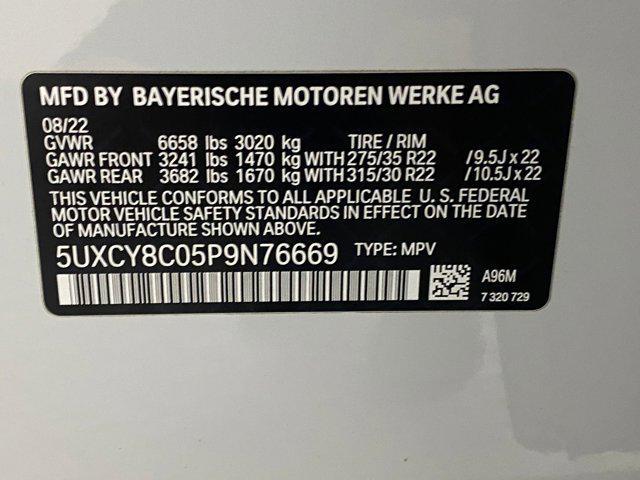 Photo of 2023 Mineral White Metallic BMW X6