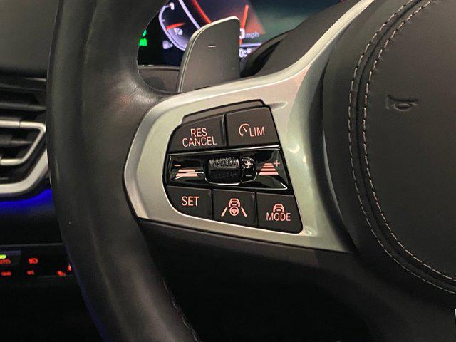 Photo of 2023 Mineral White Metallic BMW X6