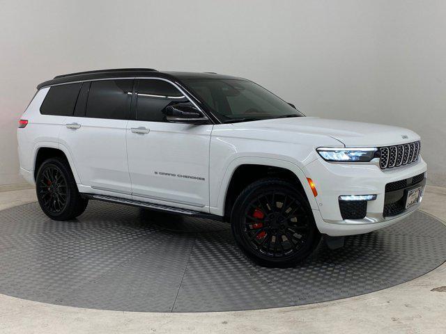 Photo of 2025 Bright White Clearcoat Jeep Grand Cherokee L