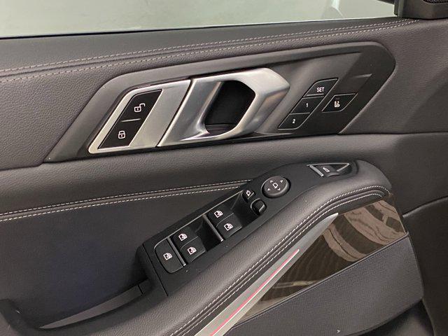 Photo of 2022 Alpine White BMW X5 PHEV