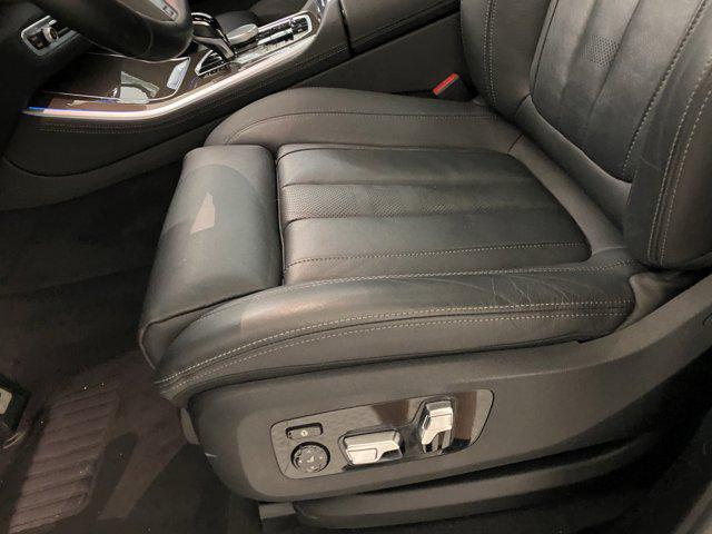 Photo of 2022 Alpine White BMW X5 PHEV