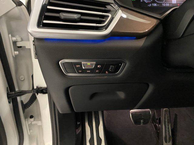 Photo of 2022 Alpine White BMW X5 PHEV