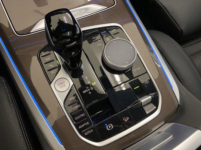 Photo of 2022 Alpine White BMW X5 PHEV