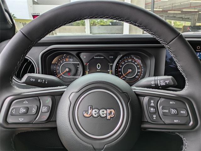 Photo of 2025 '41 Extr Paint Jeep Gladiator