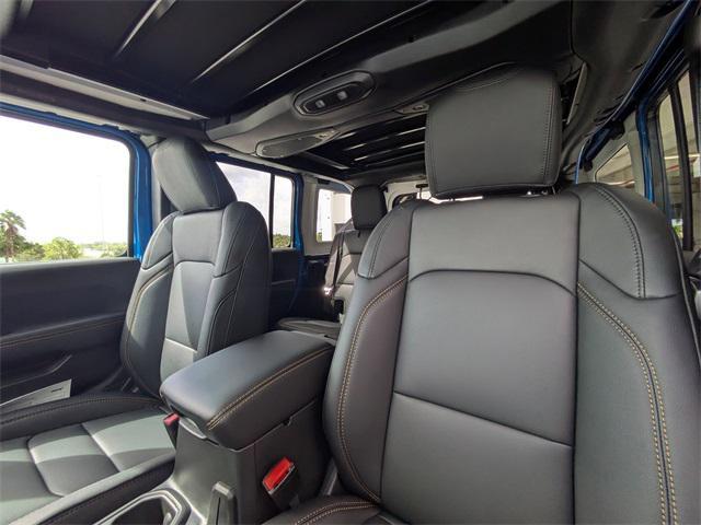 Photo of 2025 Hydro Blue Pearlcoat Jeep Wrangler