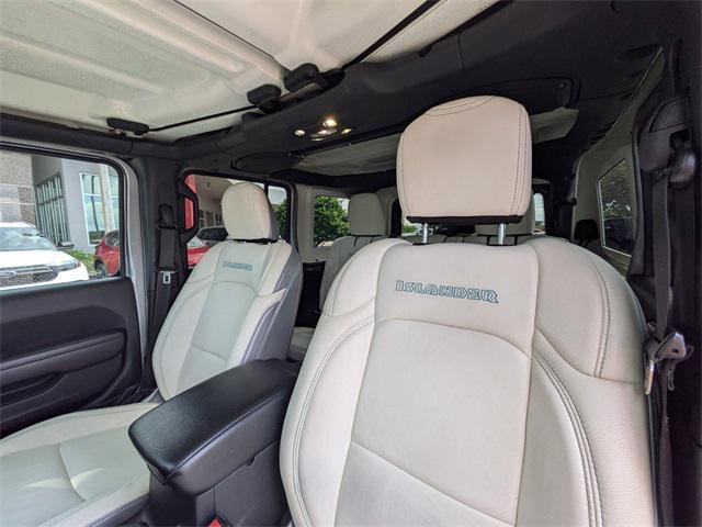 Photo of 2021 Billet Silver Metallic Clearcoat Jeep Wrangler Unlimited