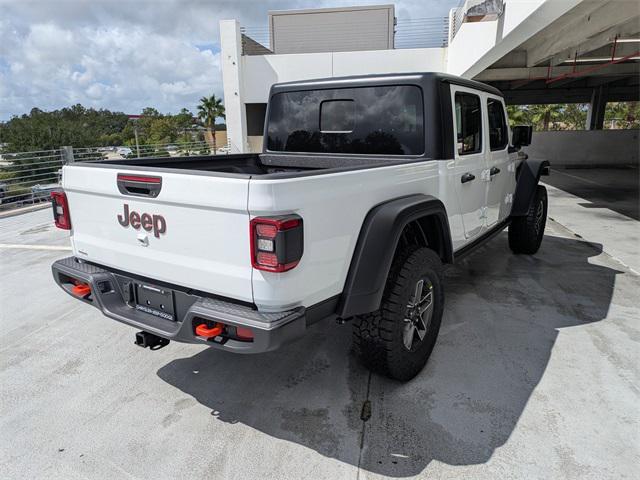 Photo of 2025 Bright White Clearcoat Jeep Gladiator
