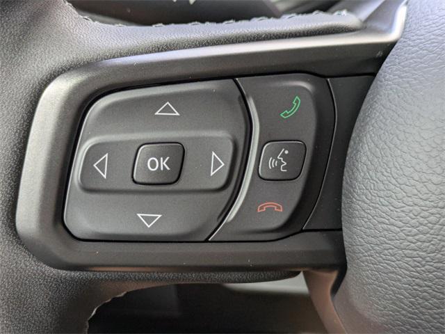 Photo of 2025 Bright White Clearcoat Jeep Gladiator