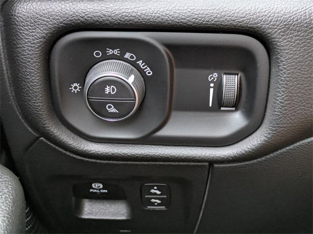 Photo of 2024 Bright White Clearcoat RAM 1500