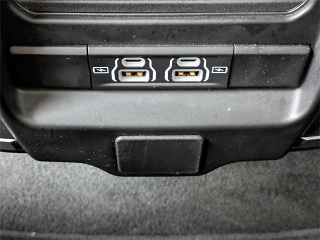 Photo of 2024 Bright White Clearcoat RAM 1500