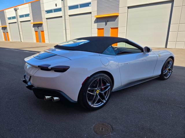 Photo of 2025 Bianco Cervino Ferrari Roma Spider