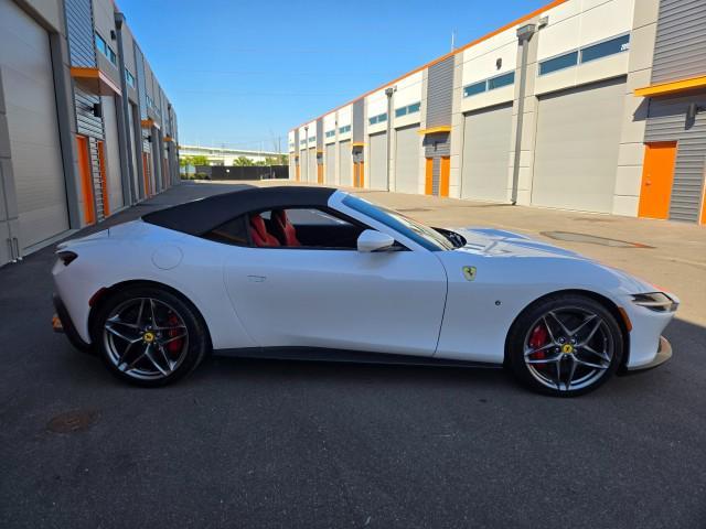 Photo of 2025 Bianco Cervino Ferrari Roma Spider