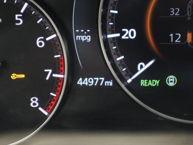 Photo of 2024 Rhodium White Premium Mazda CX-90