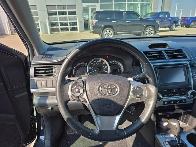 Photo of 2014 Cosmic Gray Mica Toyota Camry
