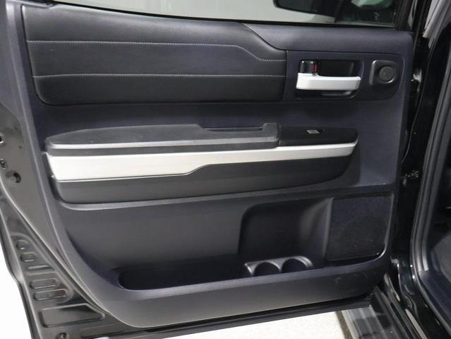 Photo of 2015 Attitude Black Metallic Toyota Tundra