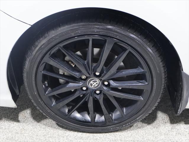 Photo of 2022 White Toyota Camry
