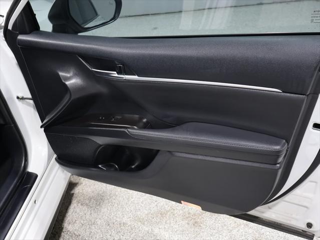 Photo of 2022 White Toyota Camry