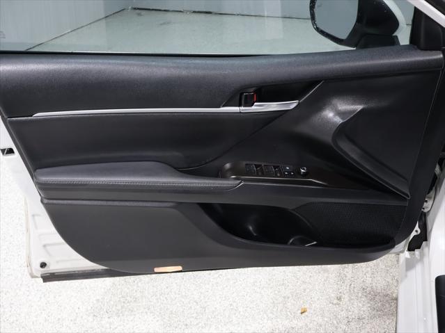 Photo of 2022 White Toyota Camry