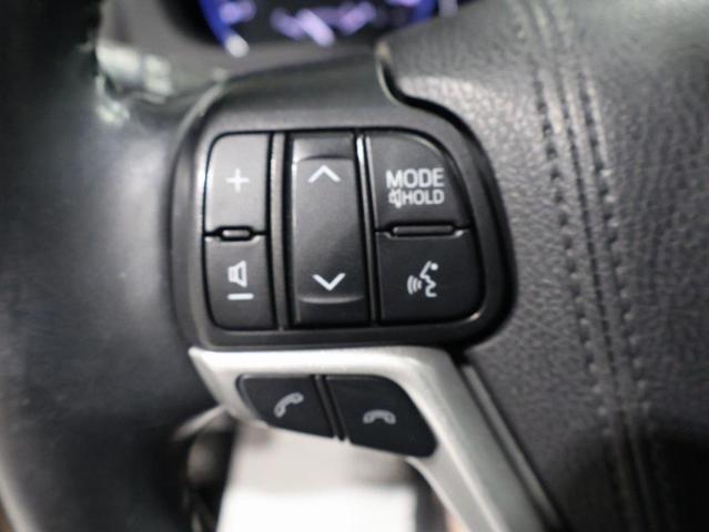 Photo of 2019 Toasted Walnut Pearl Toyota Highlander