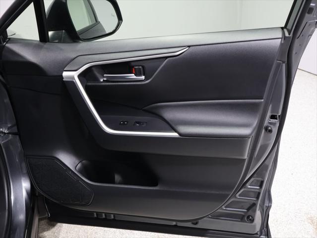 Photo of 2025 Magnetic Gray Metallic Toyota RAV4 Hybrid