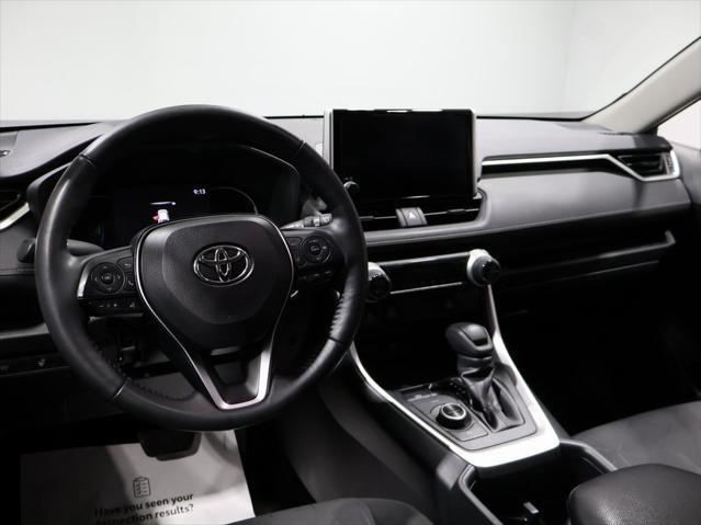 Photo of 2025 Magnetic Gray Metallic Toyota RAV4 Hybrid