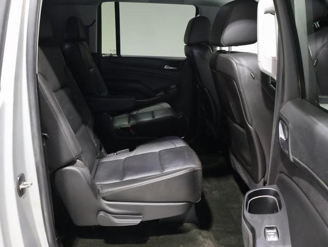 Photo of 2016 Silver Ice Metallic Chevrolet Suburban