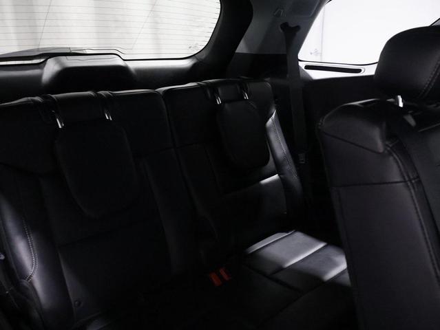Photo of 2023 Iconic Silver Metallic Ford Explorer