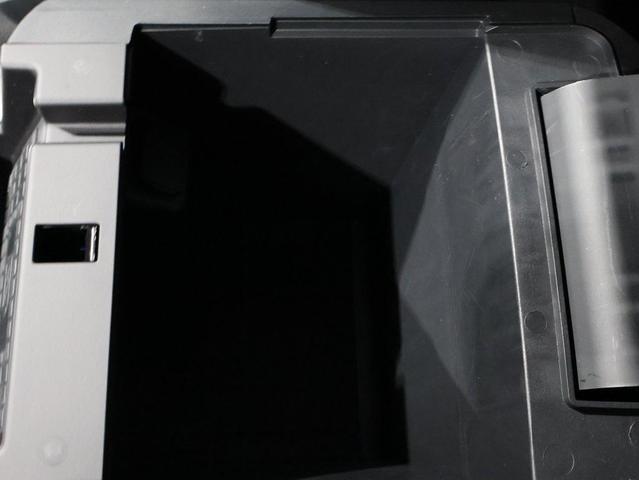 Photo of 2023 Iconic Silver Metallic Ford Explorer