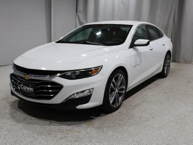 Photo of 2023 Summit White Chevrolet Malibu