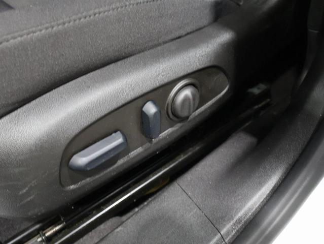 Photo of 2023 Summit White Chevrolet Malibu