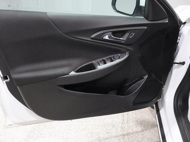 Photo of 2023 Summit White Chevrolet Malibu