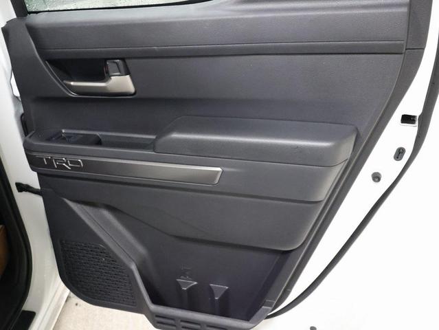 Photo of 2025 Ice Cap Toyota Tacoma