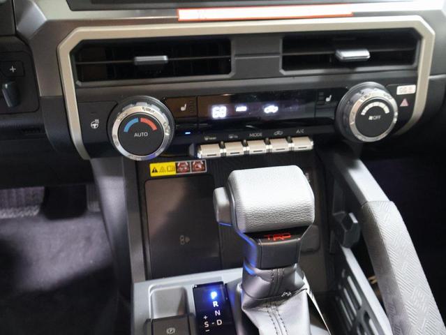 Photo of 2025 Ice Cap Toyota Tacoma