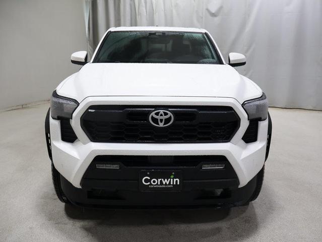Photo of 2025 Ice Cap Toyota Tacoma