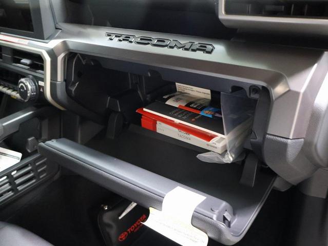 Photo of 2025 Ice Cap Toyota Tacoma