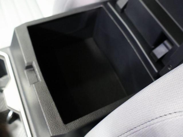 Photo of 2025 Ice Cap Toyota Tacoma