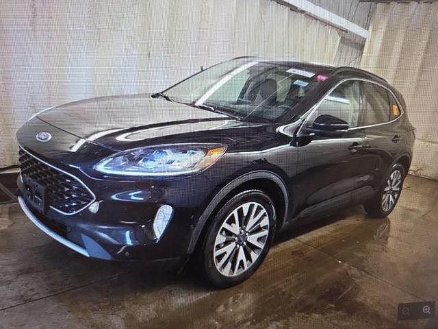 Photo of 2020 Agate Black Metallic Ford Escape