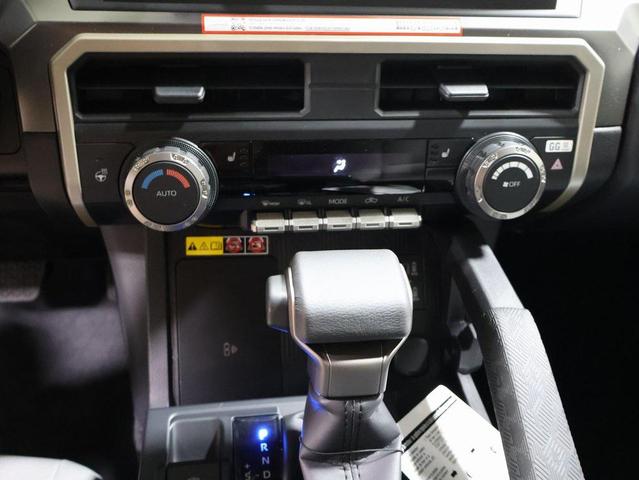 Photo of 2025 Ice Cap Toyota Tacoma