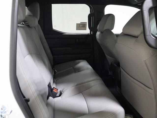 Photo of 2025 Ice Cap Toyota Tacoma