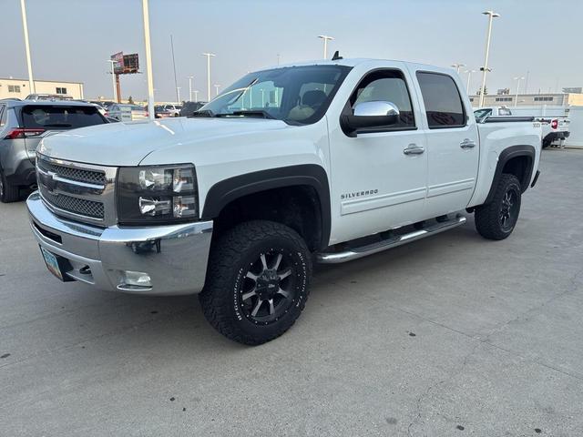 Photo of 2013 Summit White Chevrolet Silverado 1500