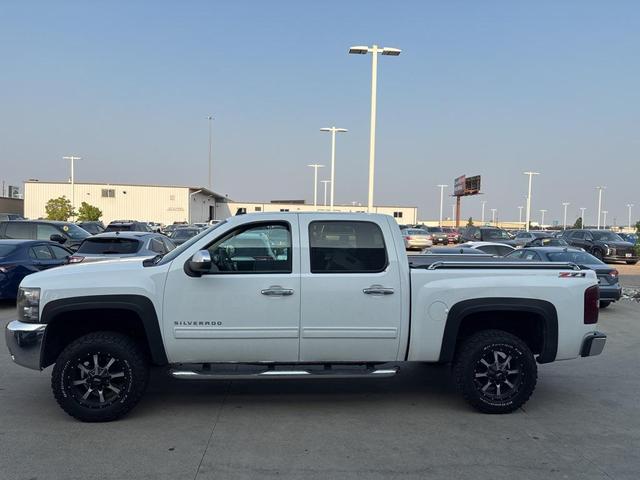 Photo of 2013 Summit White Chevrolet Silverado 1500