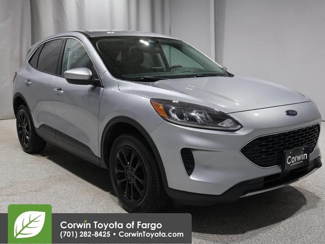 Photo of 2021 Iconic Silver Metallic Ford Escape
