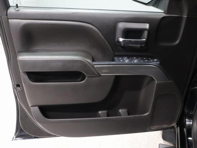 Photo of 2018 Black Chevrolet Silverado 1500