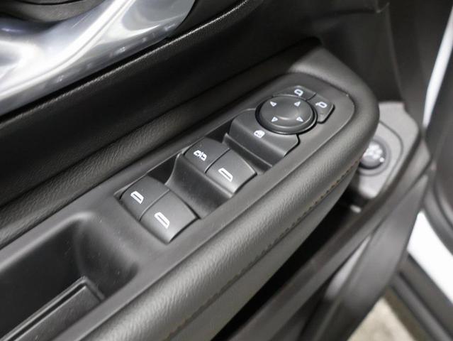 Photo of 2024 Summit White GMC Terrain