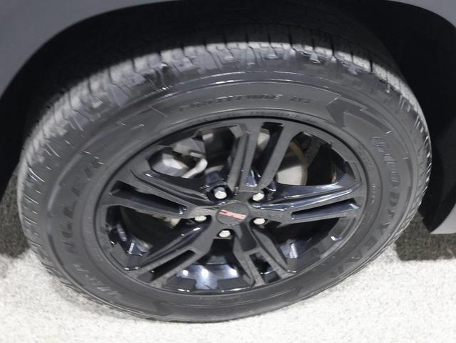 Photo of 2024 Summit White GMC Terrain