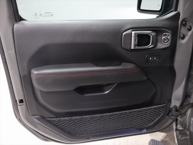 Photo of 2023 Sting-Gray Clearcoat Jeep Gladiator