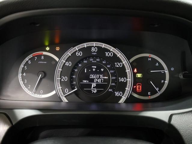 Photo of 2014 White Orchid Pearl Honda Accord