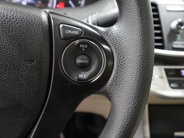 Photo of 2014 White Orchid Pearl Honda Accord