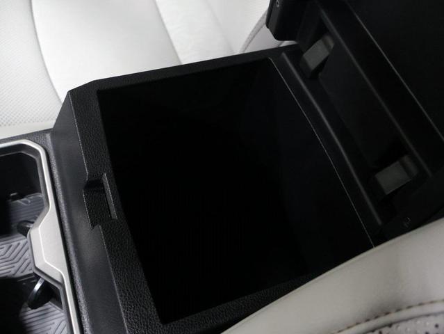 Photo of 2025 Bronze Oxide Toyota Tacoma